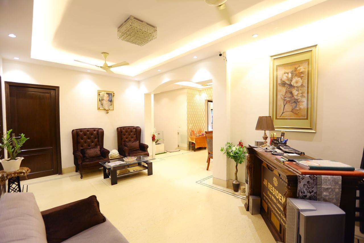 Jr Residency Hotel New Delhi Exterior photo